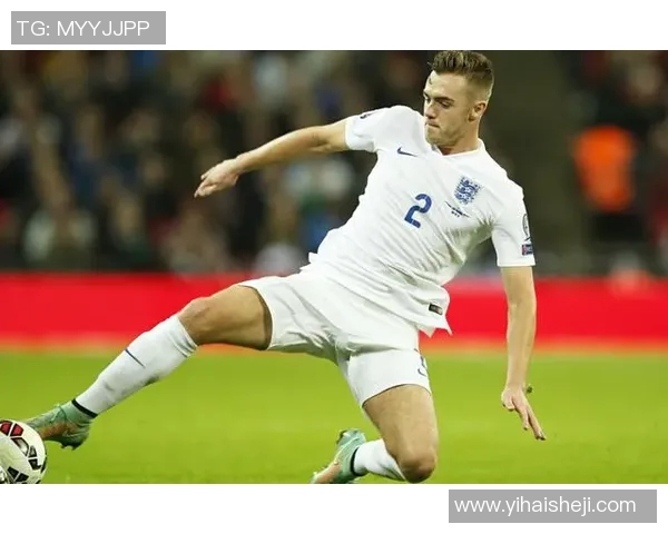 欧洲杯球队防守体系创新及其实施效果分析与影响探讨